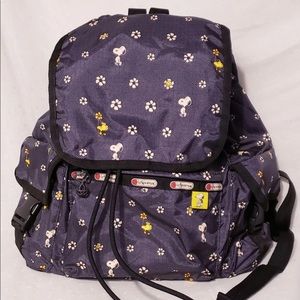 Lesportsac x Peanuts Snoopy Daisy Voyager Backpack